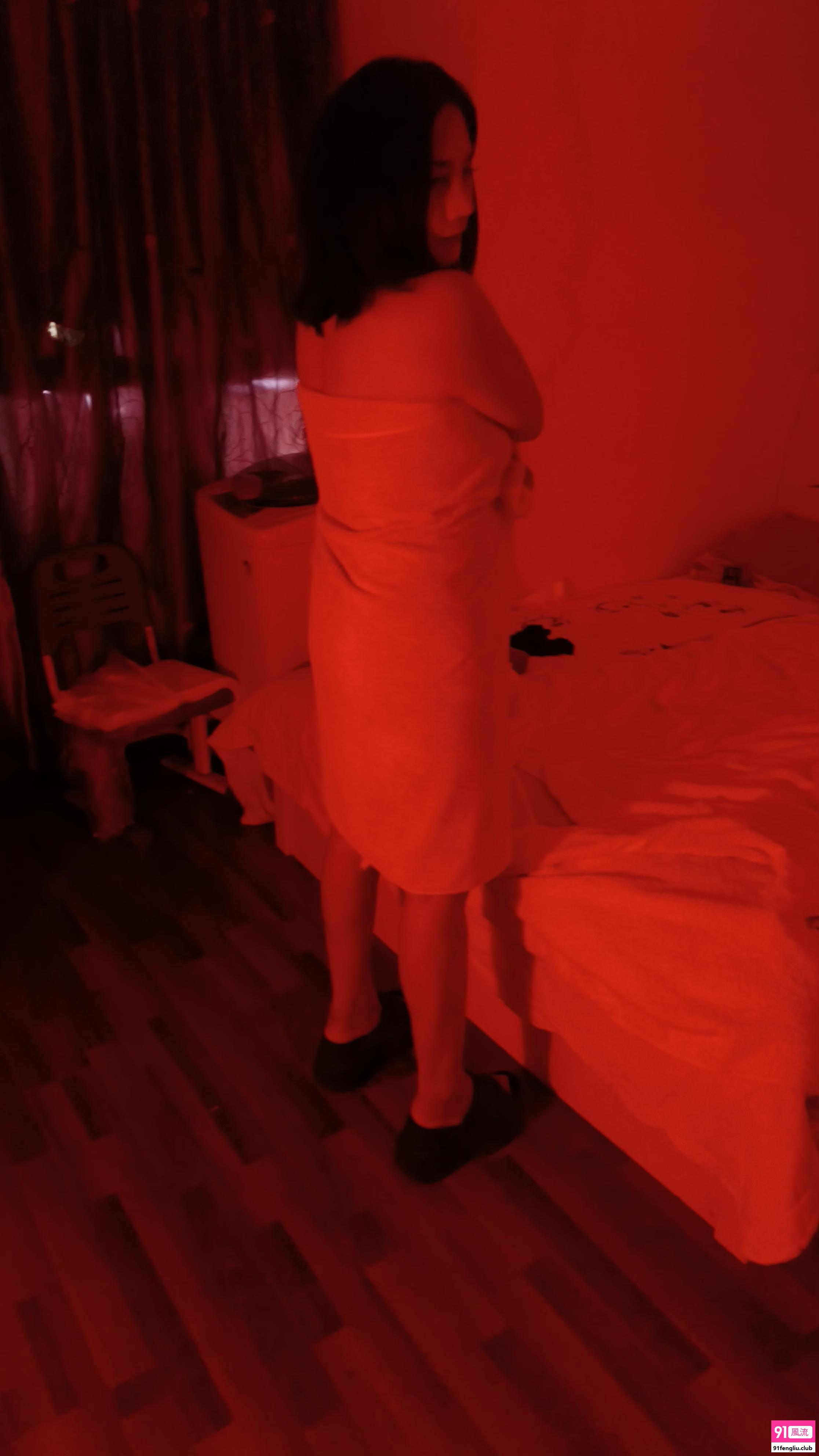 大智路莞式服务飞雪